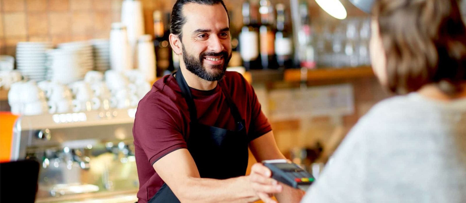 Bargeldloses-Zahlen-in-der-Gastronomie